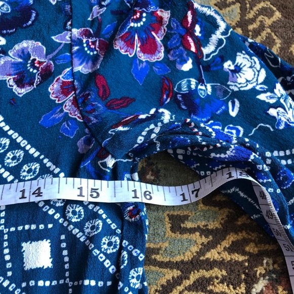 Gorgeous Blue Toned Teardrop Cut-Out Tunic Dress XS-XXS - Picture 14 of 16